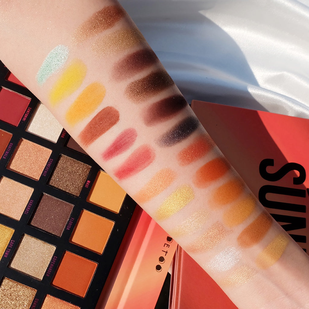 SHADETOO SHADE OF SUNRISE 24 Colors Eyeshadow Palette อายแชโดว์ 24 สี เฉดสีโทนสีส้ม แดง คอปเปอร์